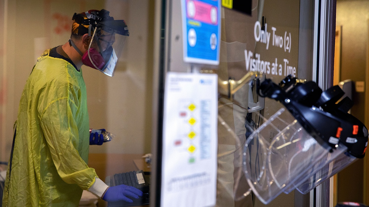 В США выявили случаи смерти детей после прививки от COVID-19