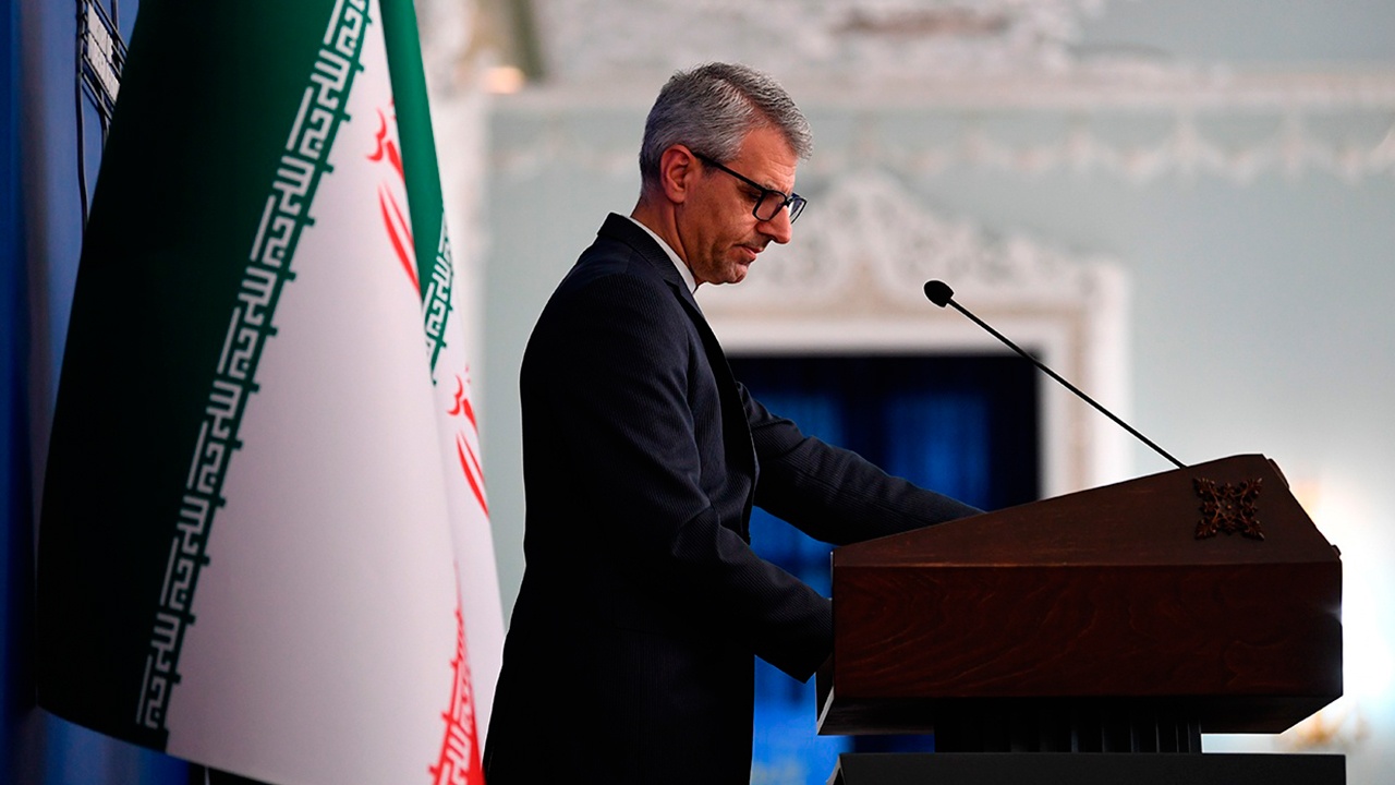 МИД Ирана осудил слова Трампа о закрытии неба над Венесуэлой