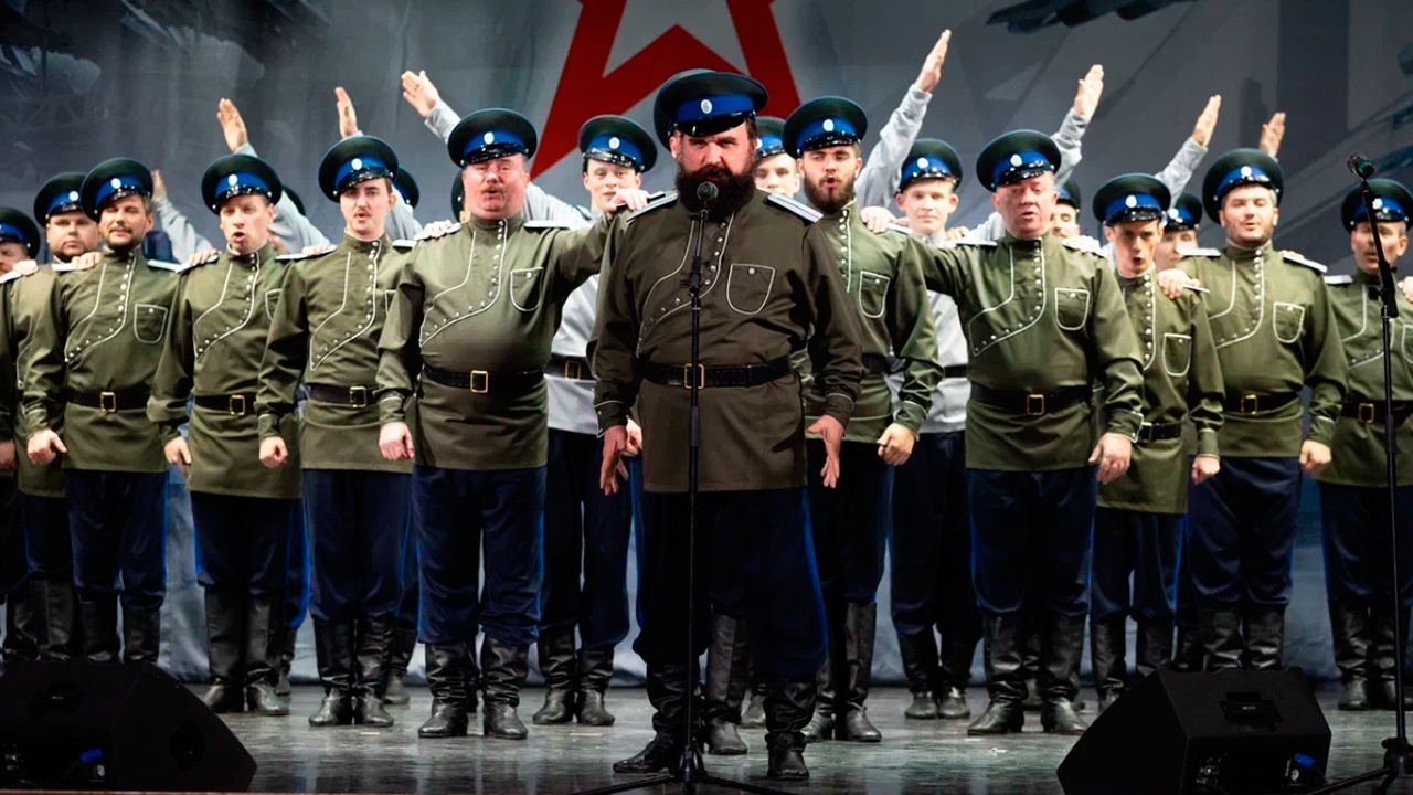 В ЦДРА выступил Оренбургский академический русский народный хор