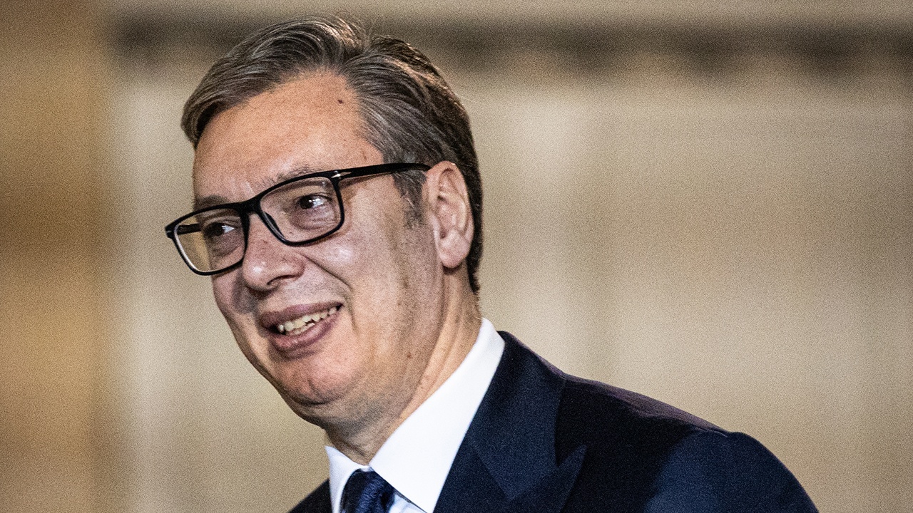 Вучич обозначил крайний срок решения вопроса «Нефтяной индустрии Сербии»