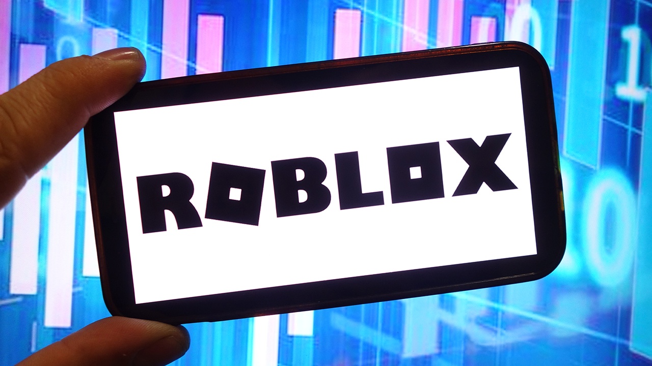 Популярная у детей игра Roblox перестала открываться в России