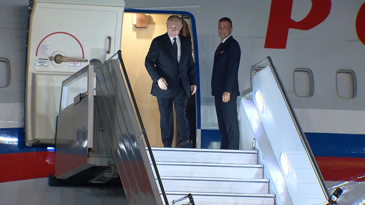 Путин прилетел в Индию с двухдневным визитом