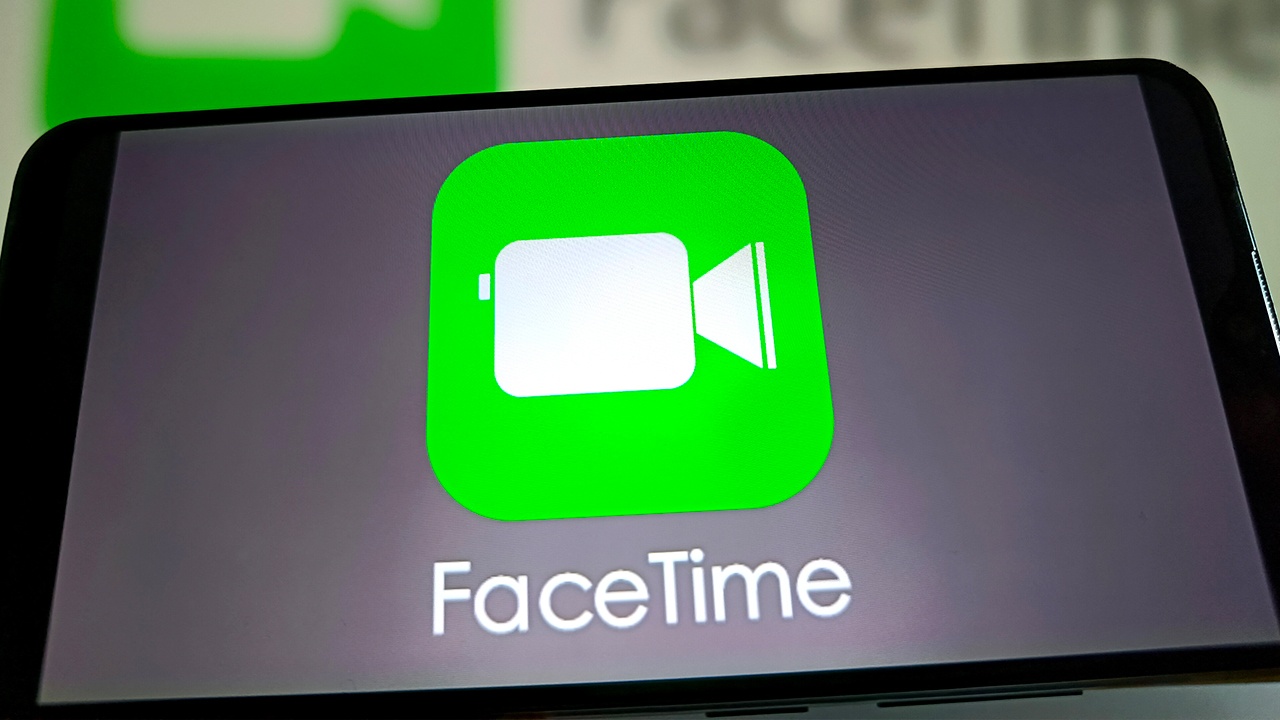 Роскомнадзор заблокировал сервис для онлайн-звонков Facetime