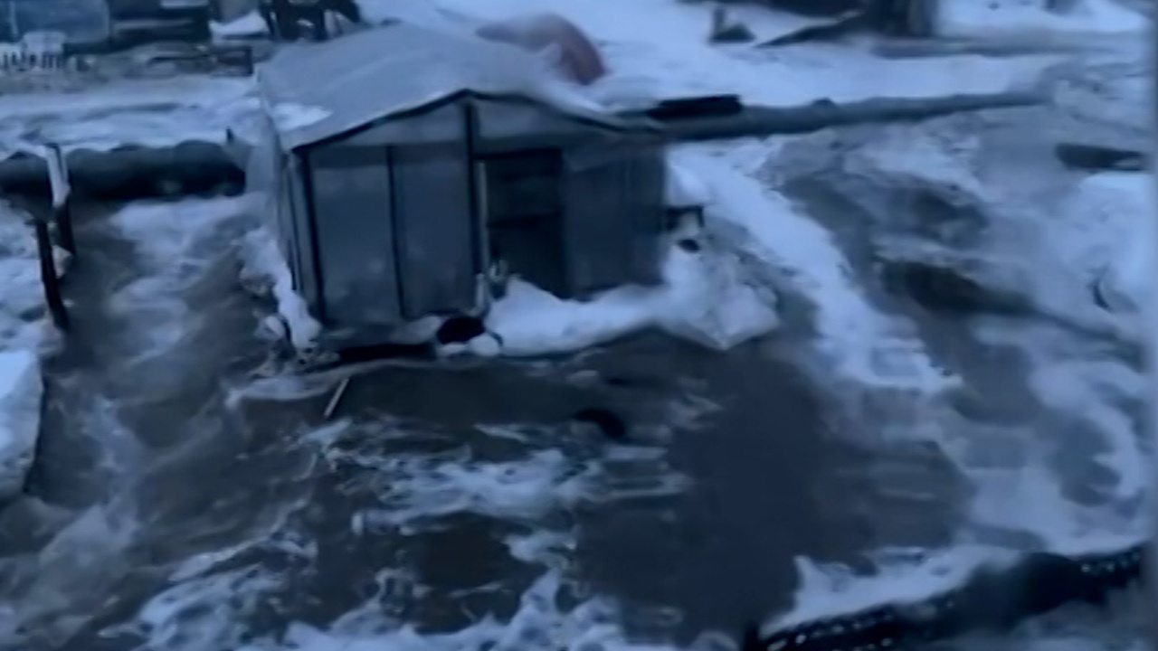 На Камчатке развернули ПВР для пострадавших из-за циклона