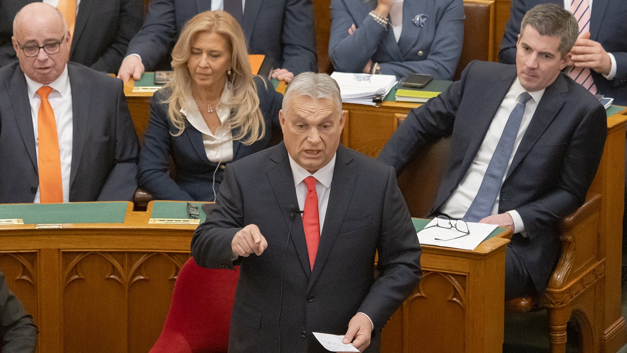 Орбан анонсировал визит крупной делегации Венгрии в РФ на днях