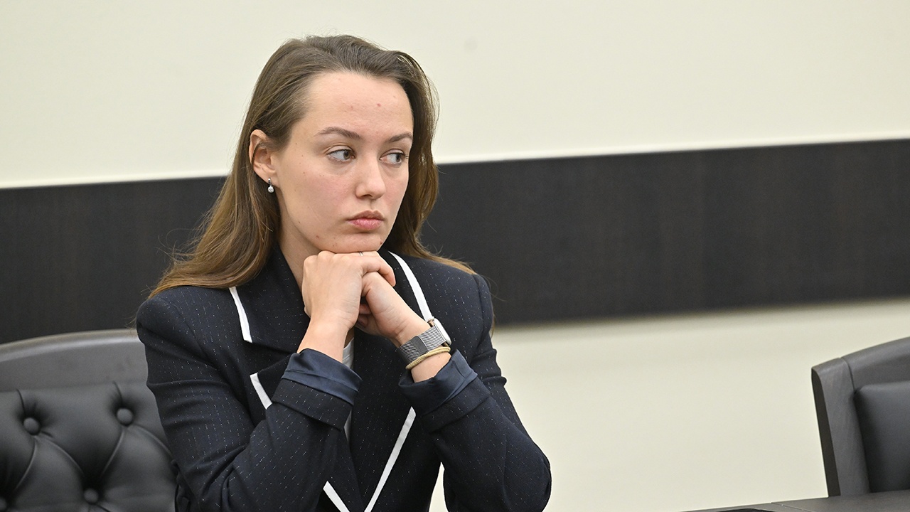 Лурье отказалась отзывать жалобу из суда после обещаний Долиной вернуть деньги