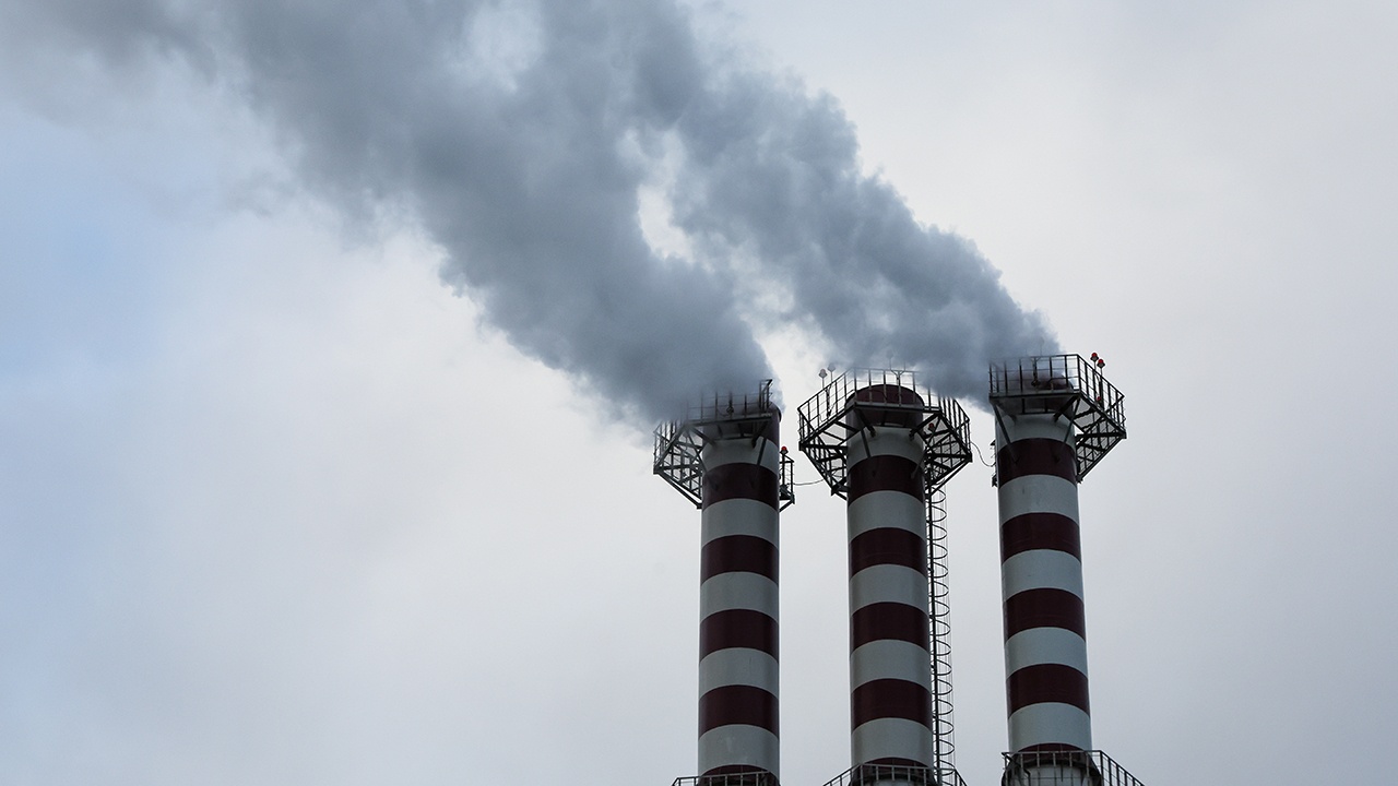 Более 1 500 домов остались без тепла из-за аварии на ТЭЦ в Ангарске