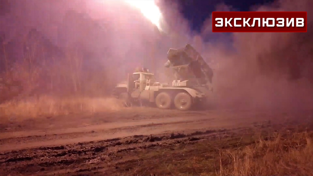 Водитель «Града» эвакуировал подбитую машину под обстрелом «кассетками»