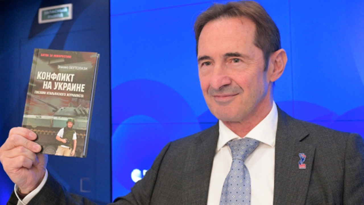 Путин подписал указ о приеме в российское гражданство журналиста Бертолази