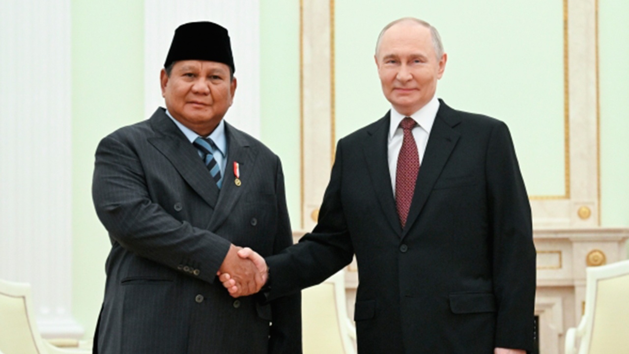 В Кремле проходят переговоры Путина и президента Индонезии