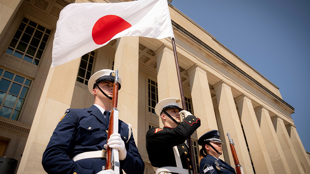 Шойгу рассказал о «зародышах НАТО» в Азиатско-Тихоокеанском регионе