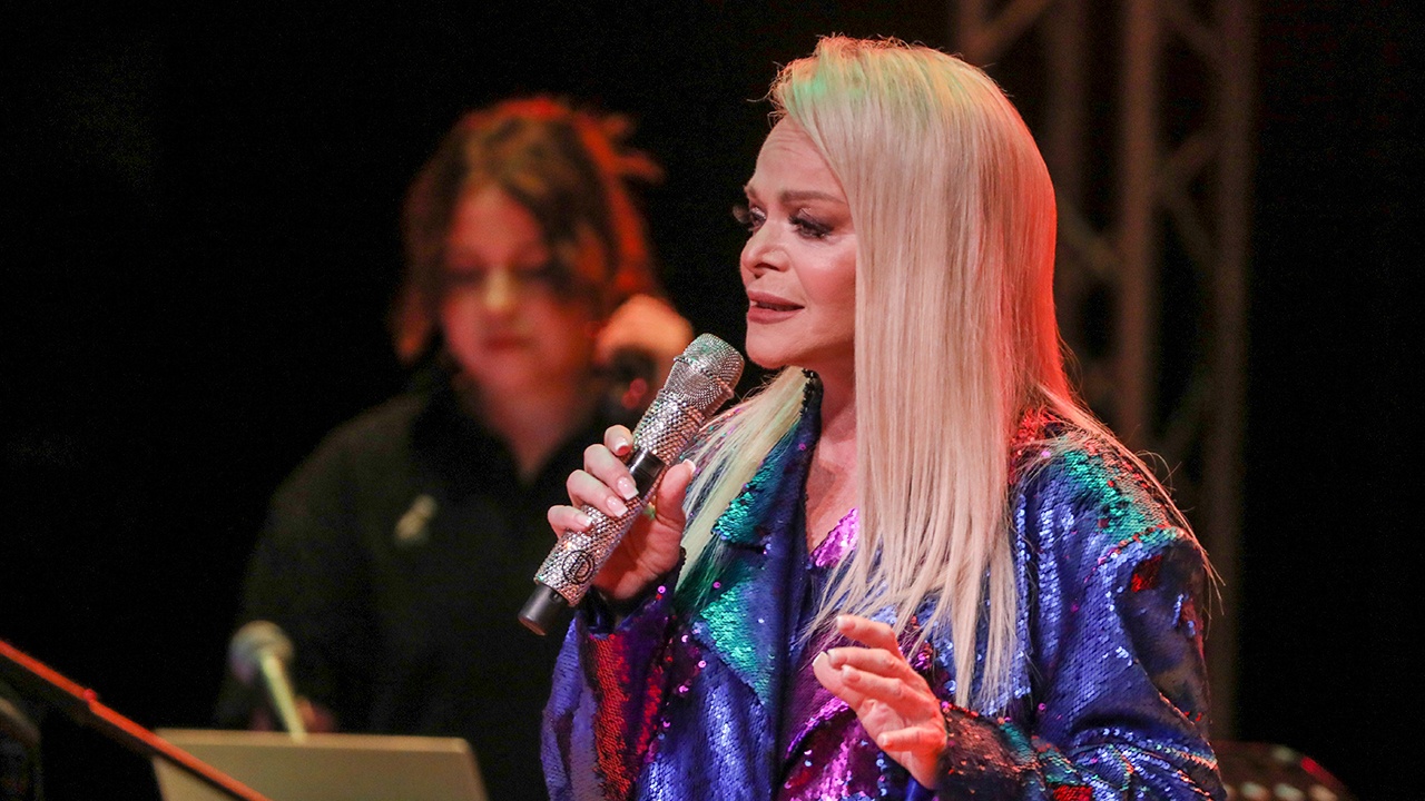 Верховный суд постановил рассмотреть иск о выселении Долиной из проданной квартиры