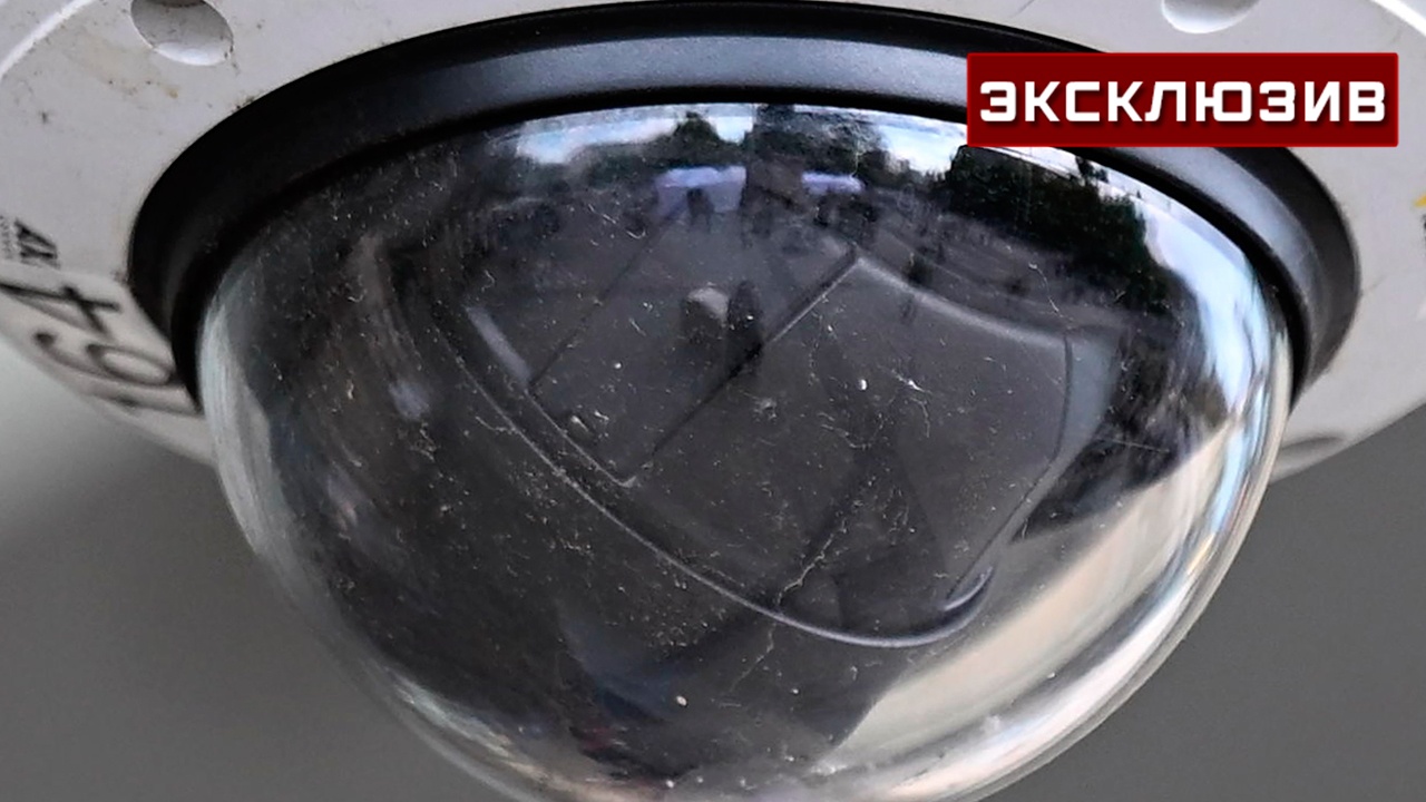 Юрист рассказал о правилах установки личных камер в подъездах