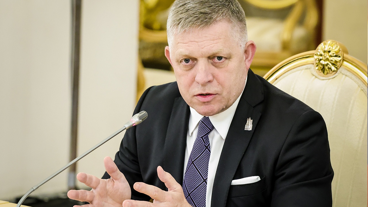 Спор между Фицо и Коштой из-за денег для Украины длился час