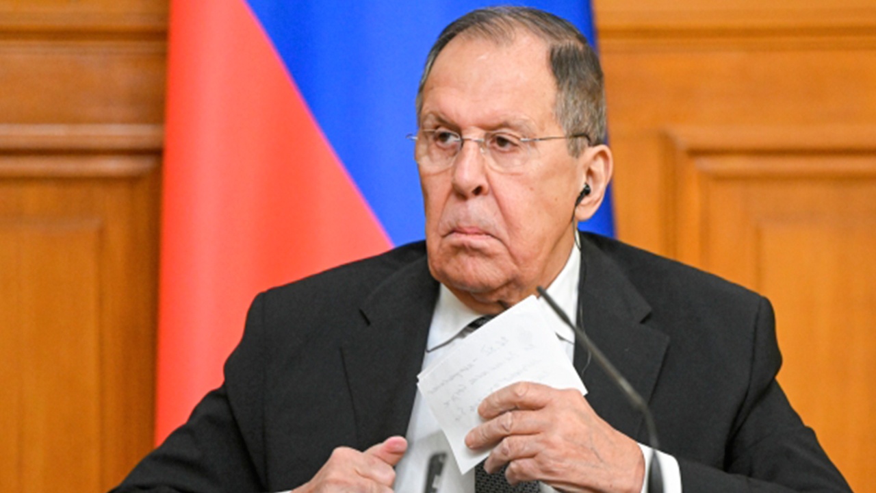 Просьба главы ЕК к Трампу не вмешиваться в дела Европы поразила Лаврова