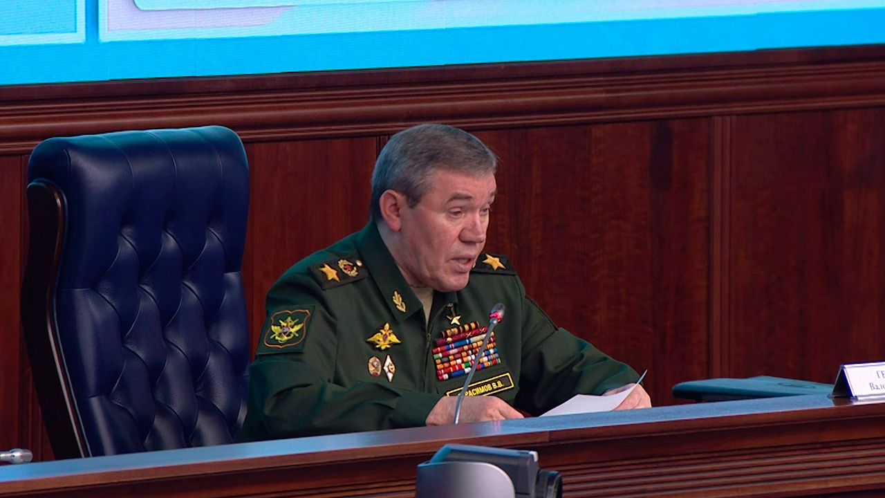 ВСУ перебросили 112 батальонов, пытаясь остановить наступление ГрВ «Центр»