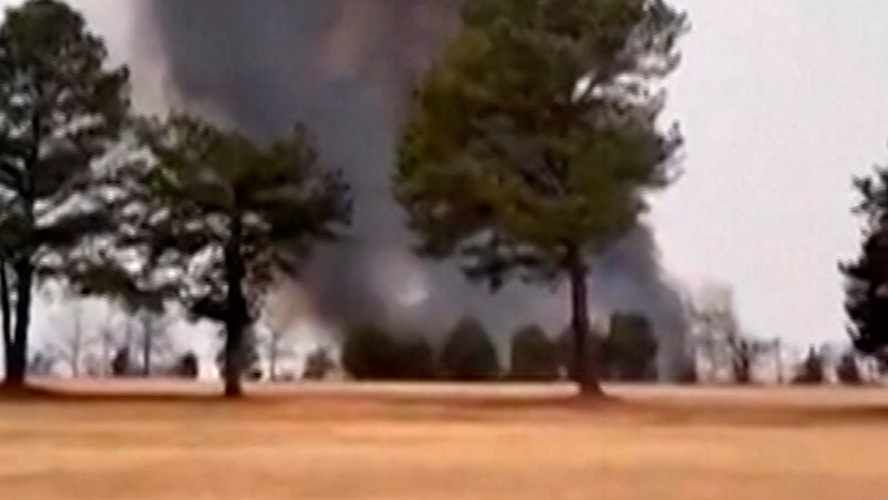 Гонщик NASCAR Биффл и его семья погибли в результате крушения самолета