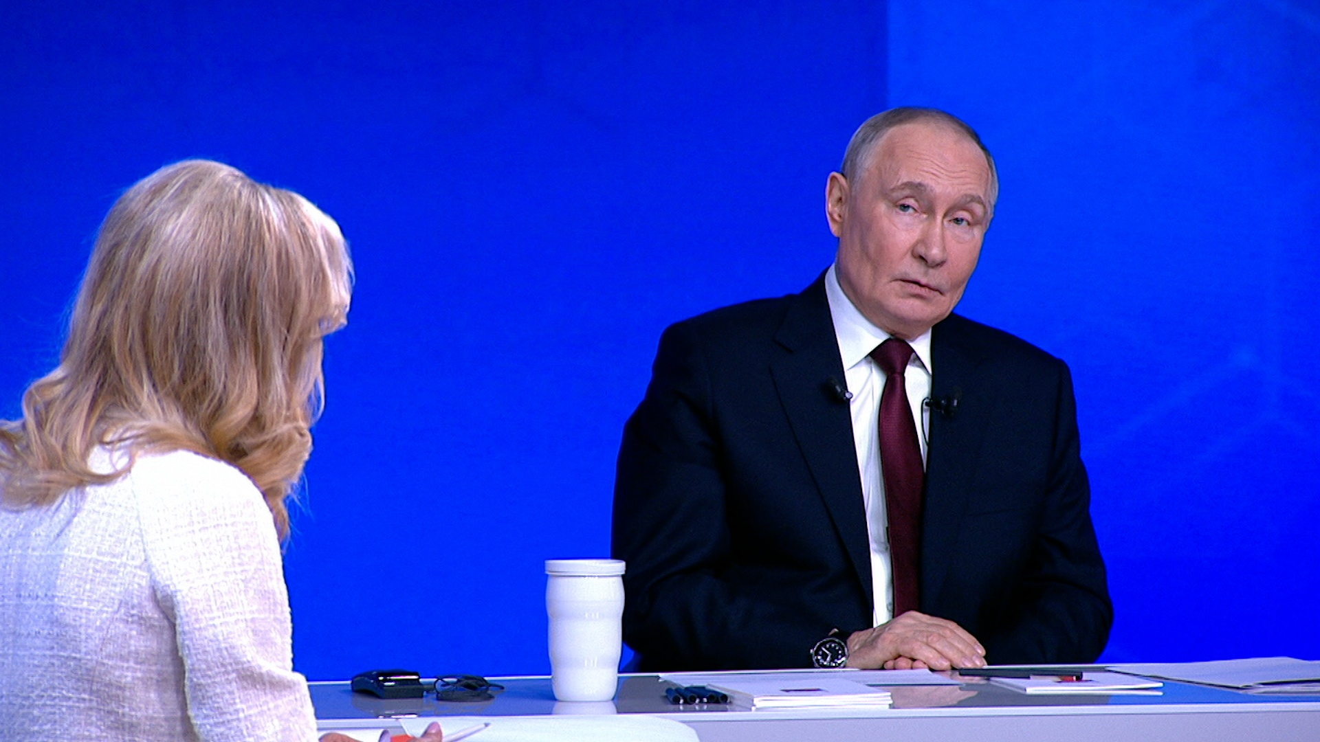 Путин заявил, что иногда сам ездит за рулем инкогнито