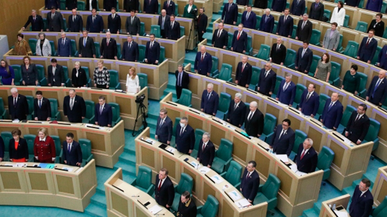 Совфед поддержал снижение возраста принесения присяги до 14 лет