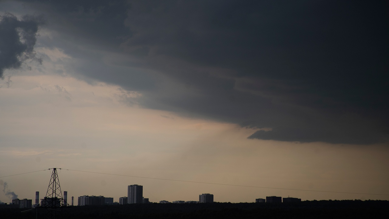 На выходных в Москве ожидается мрачная теплая погода 