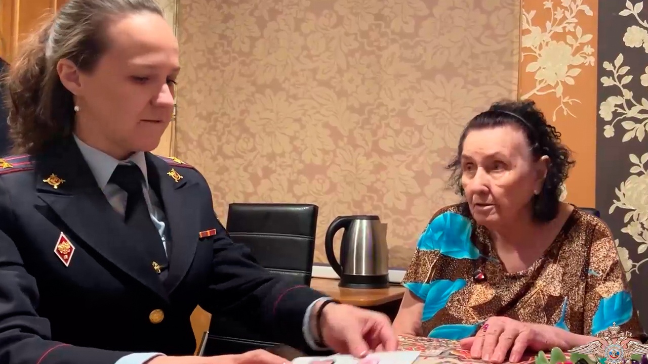 В МВД помогли пенсионерке из Казахстана в оформлении гражданства РФ