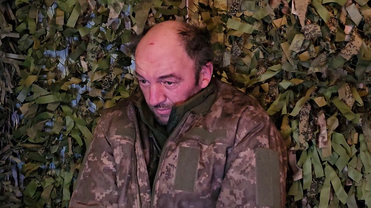 Пленный рассказал, что командиры ВСУ запретили попытки выхода из Димитрова