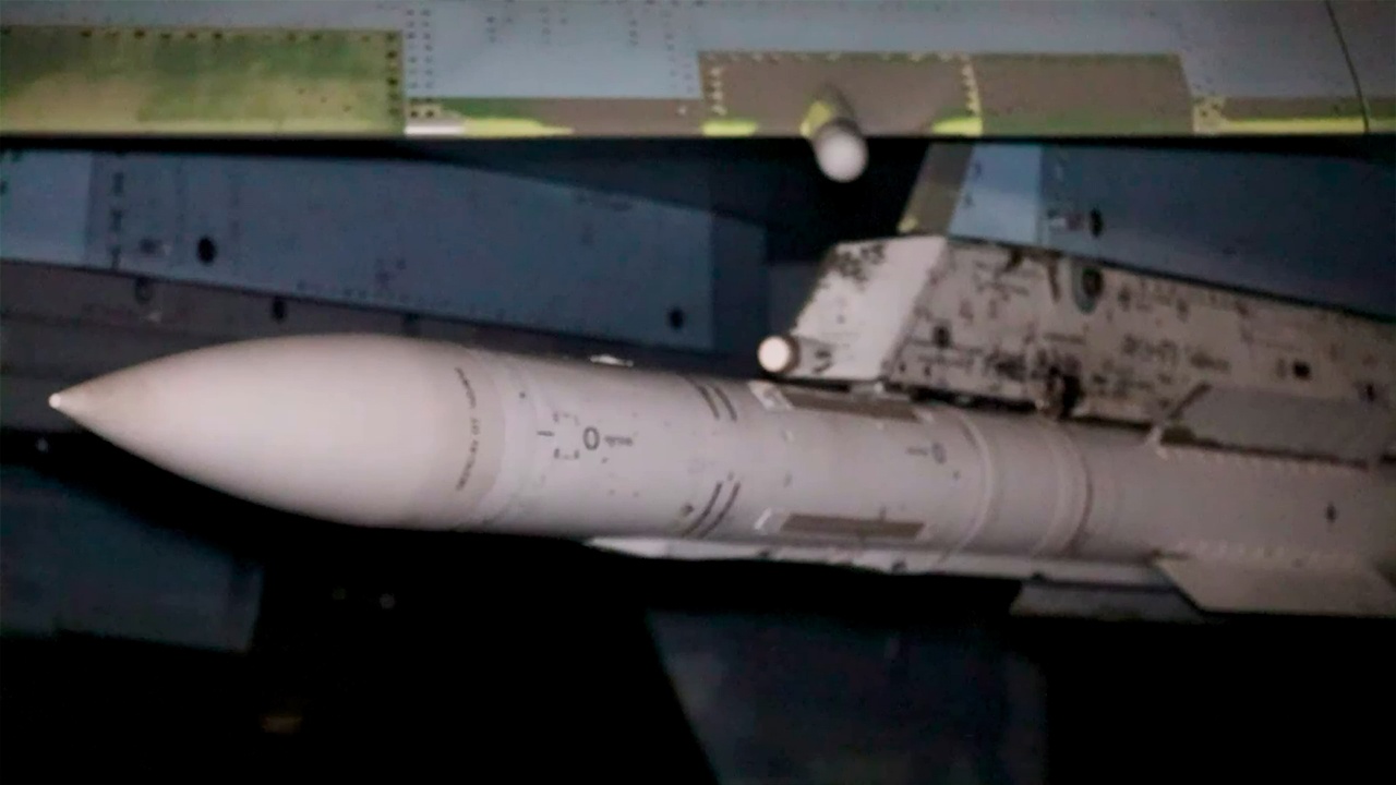 Экипаж Су-35С прикрыл армейскую авиацию в зоне спецоперации