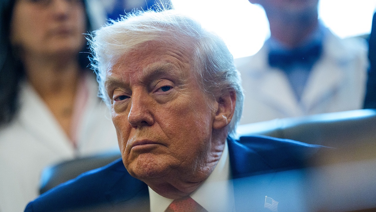 Трамп заявил, что дело Эпштейна закрыто