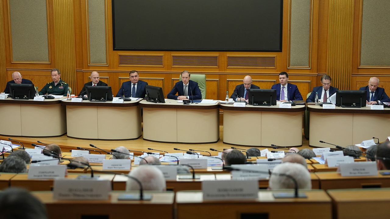 Военно-промышленная комиссия обсудила внедрение элементов ИИ в вооружения