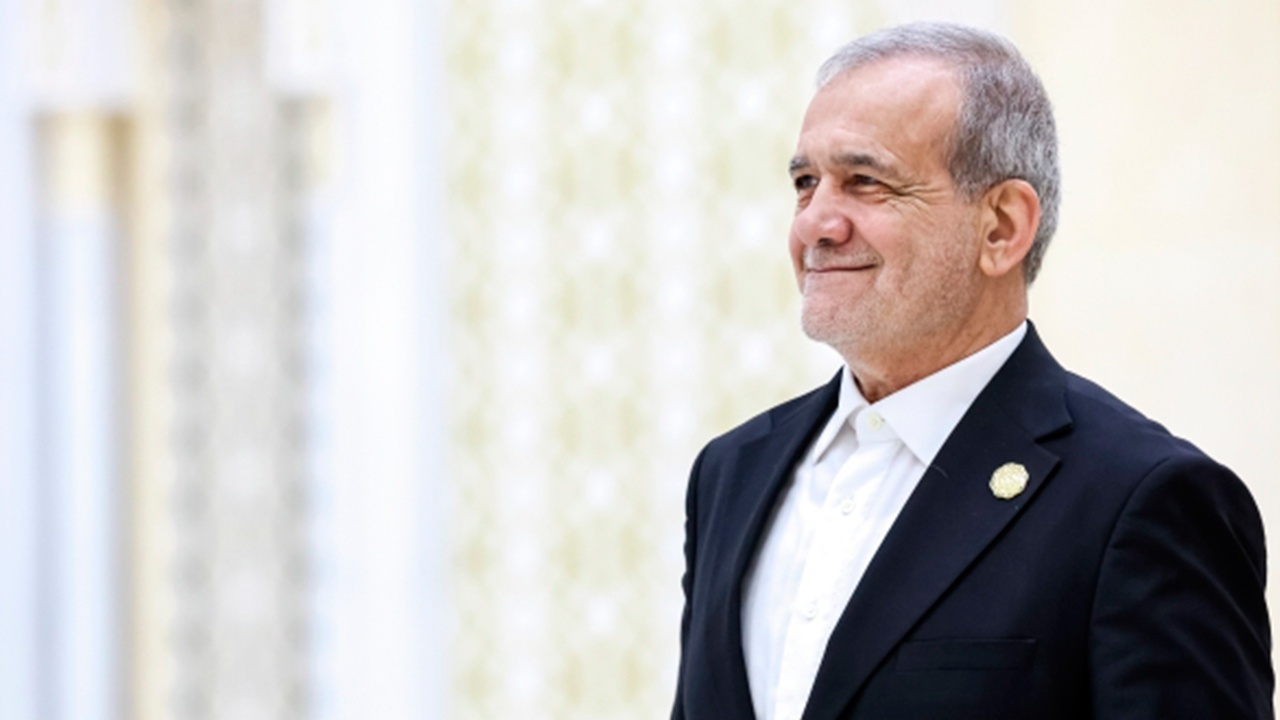 Пезешкиан: Иран ведет тотальную войну с США, Израилем и ЕС