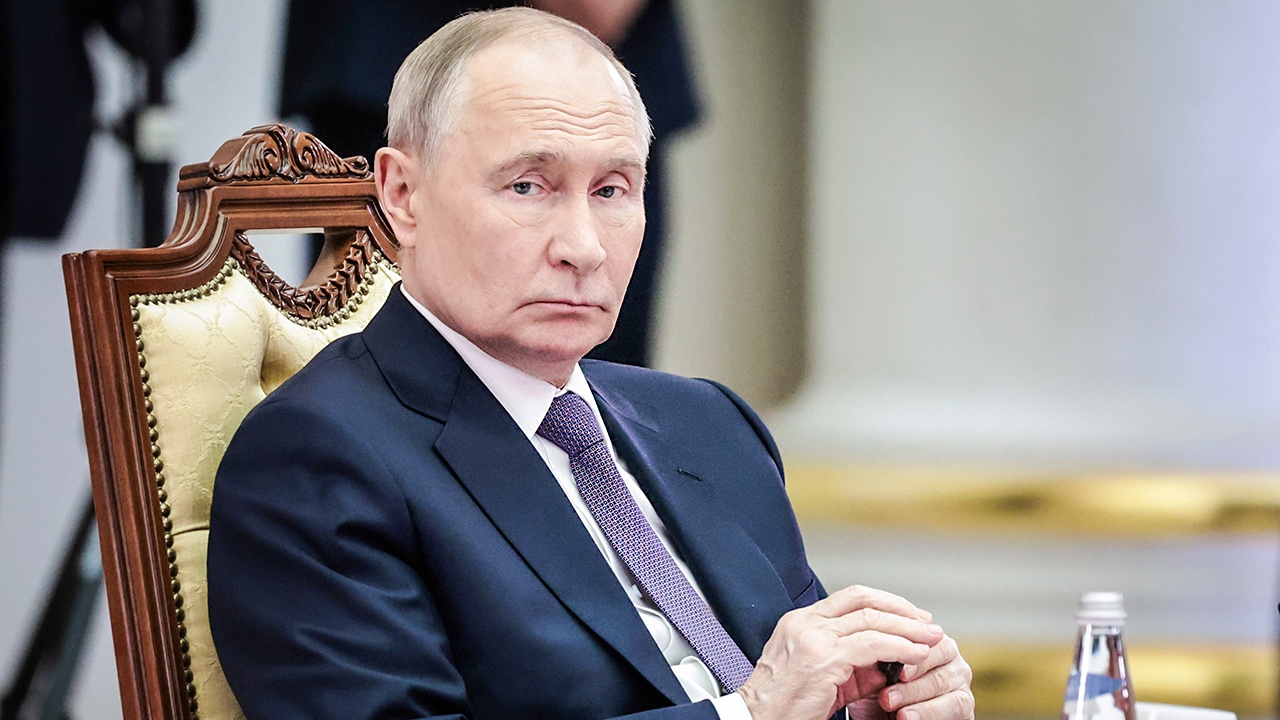 Путин подписал закон о снижении возраста принесения присяги до 14 лет