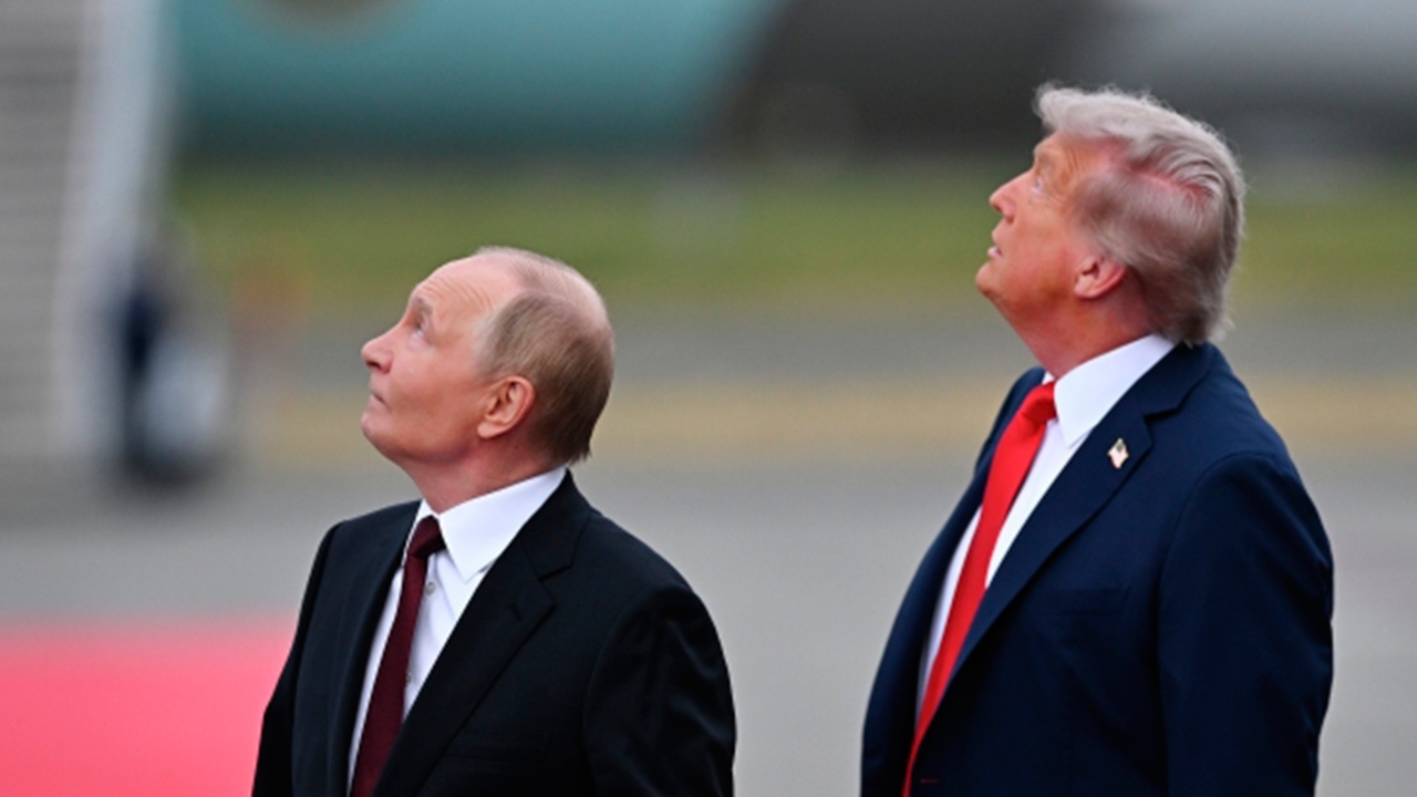 Песков назвал атаку на резиденцию президента РФ терактом против Путина и усилий Трампа