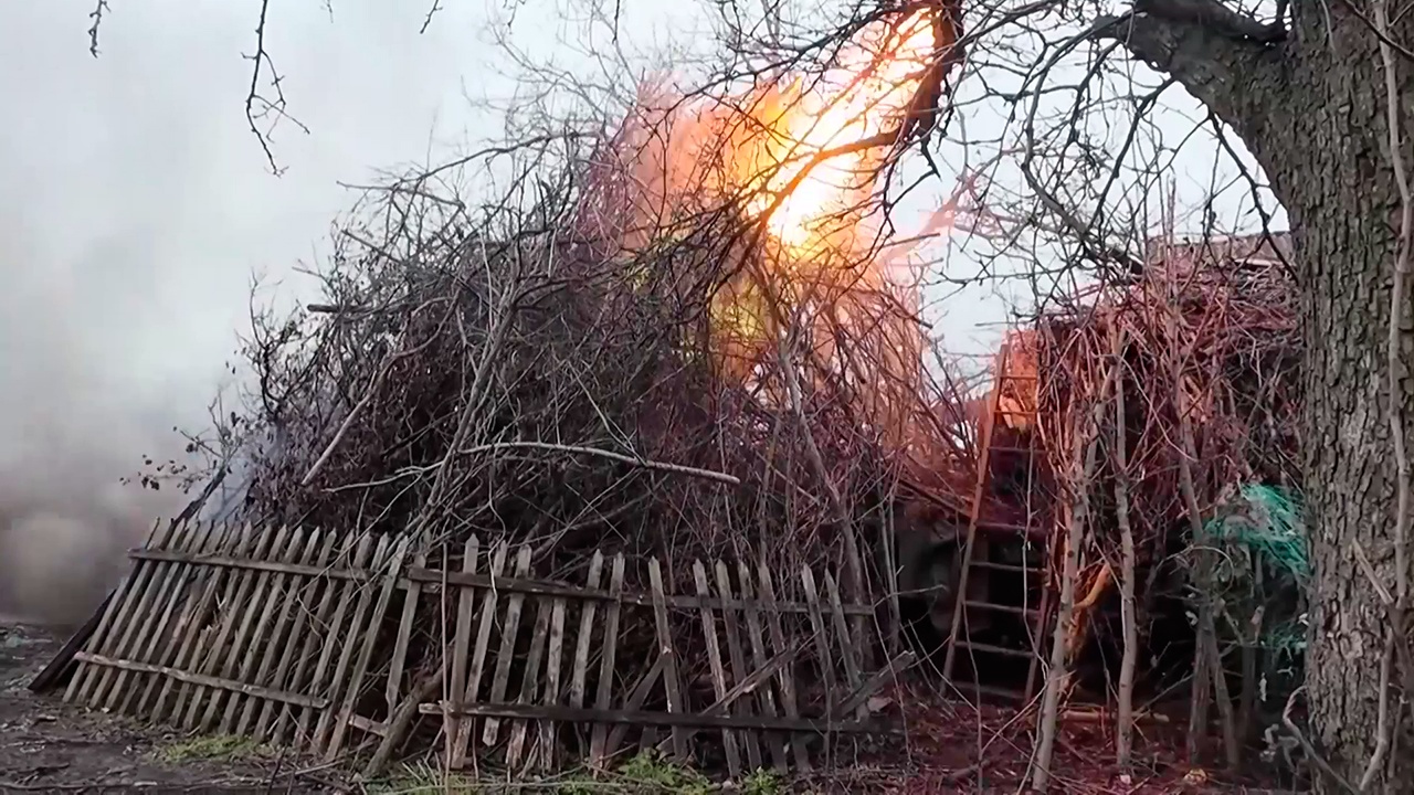 Расчет «Града» сорвал ротацию боевиков на Красноармейском направлении