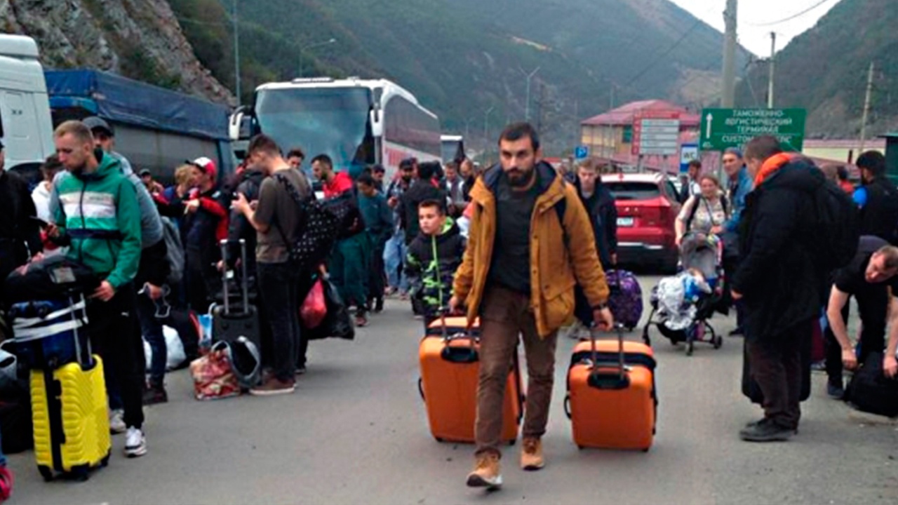 Родившимся в ЛДНР и Крыму россиянам отказывают во въезде в Грузию