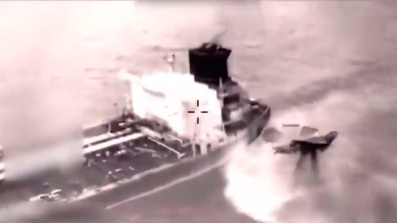 Южное командование США показало видео захвата судна Olina в Карибском море