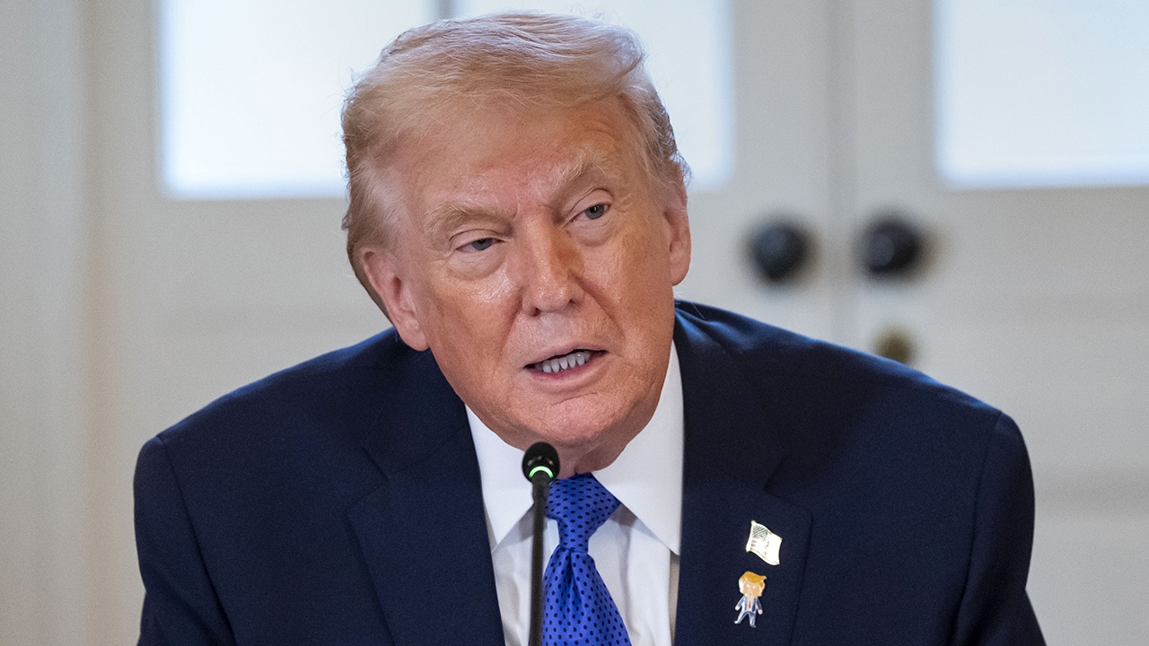 Трамп пригрозил Ирану «очень серьезными» решениями на фоне беспорядков