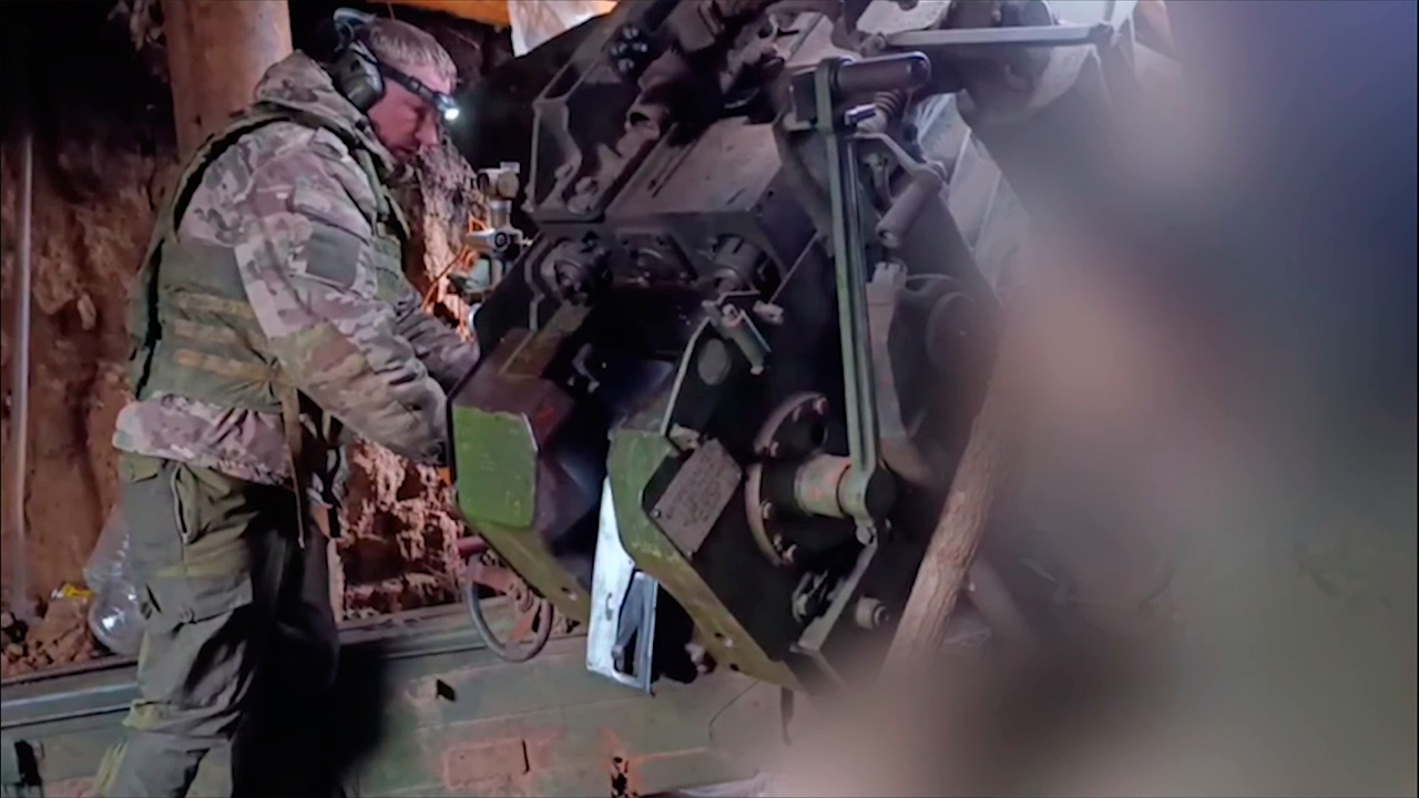 Артиллеристы уничтожили наблюдательные пункты и блиндаж врага в ДНР