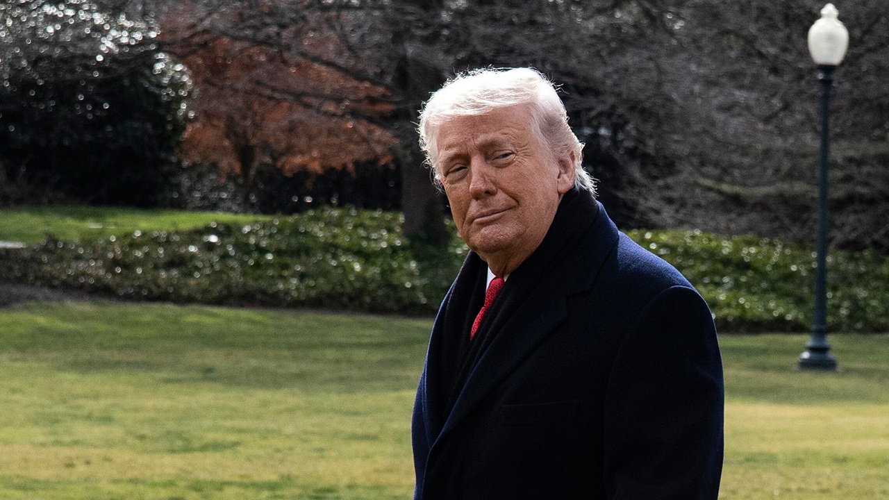 Трамп заявил, что убедил «сам себя» не наносить удары по Ирану