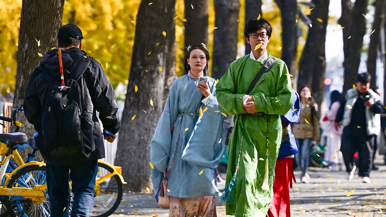 Население Китая за год сократилось на 3,39 млн человек