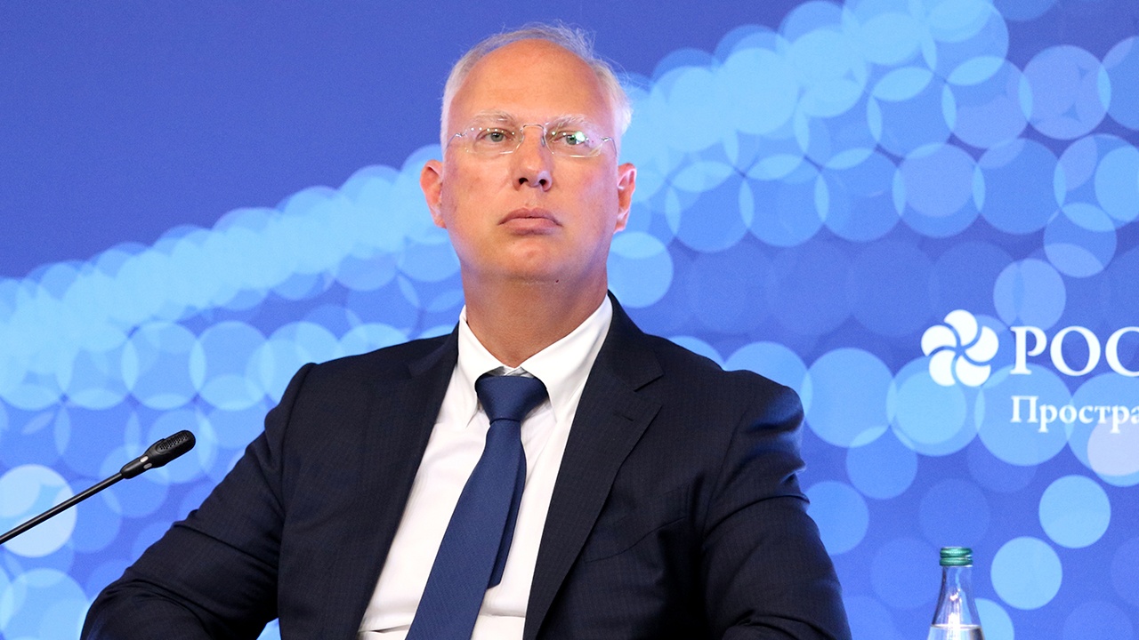 Дмитриев прибыл в Давос