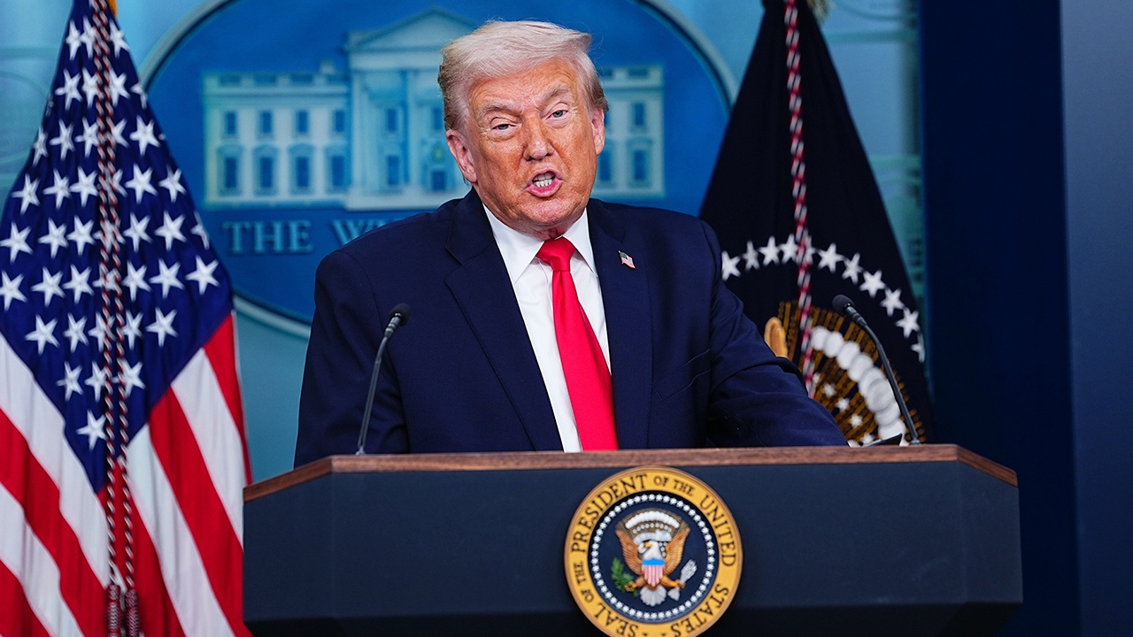 Трамп назвал интересным предложение Путина передать Совету мира $1 млрд