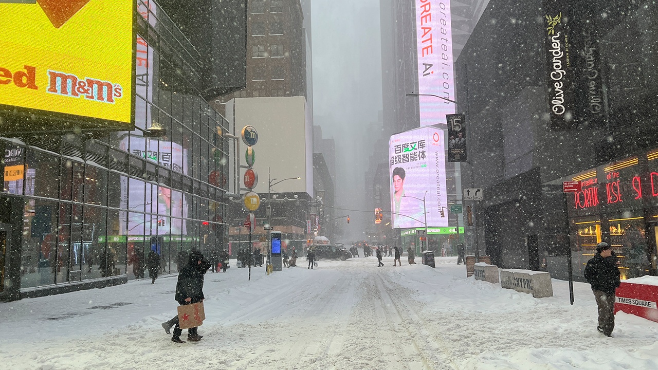 Число оставшихся без света домов в США превысило миллион