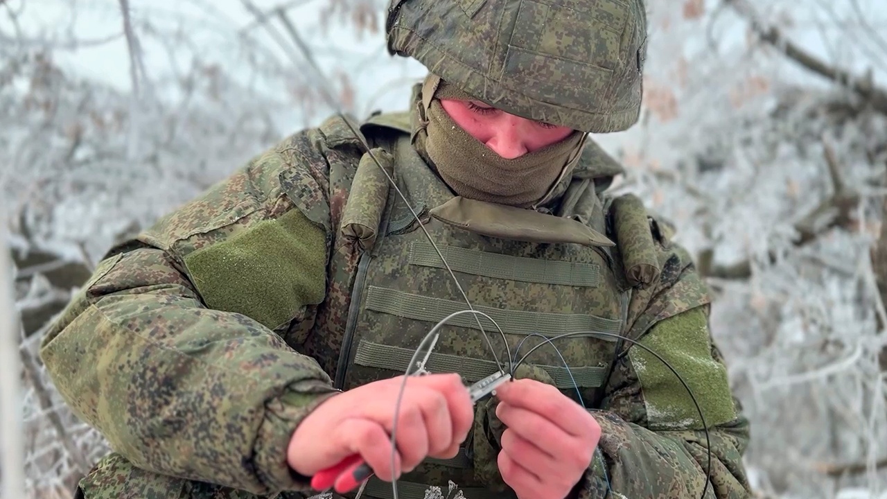 Связист рассказал, как восстановил линию связи на Красноармейском направлении