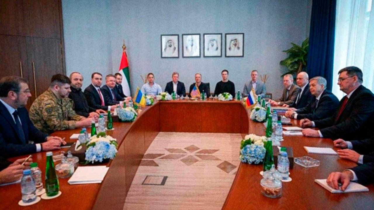 В Белом доме назвали историческими прошедшие в Абу-Даби переговоры