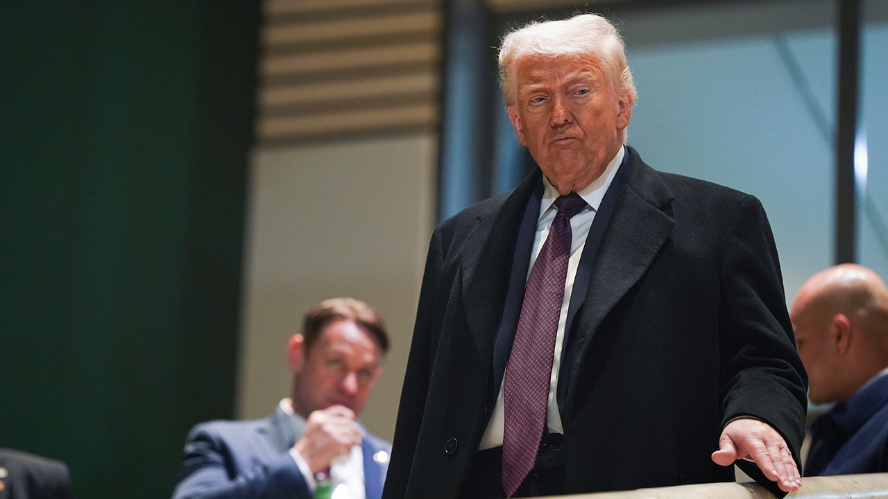 Трамп поднял пошлины на южнокорейские товары до 25%