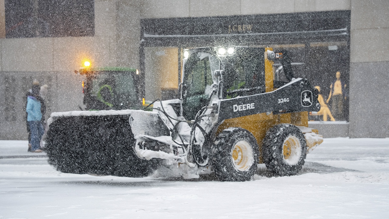 Не менее 30 человек стали жертвами снежного шторма в США