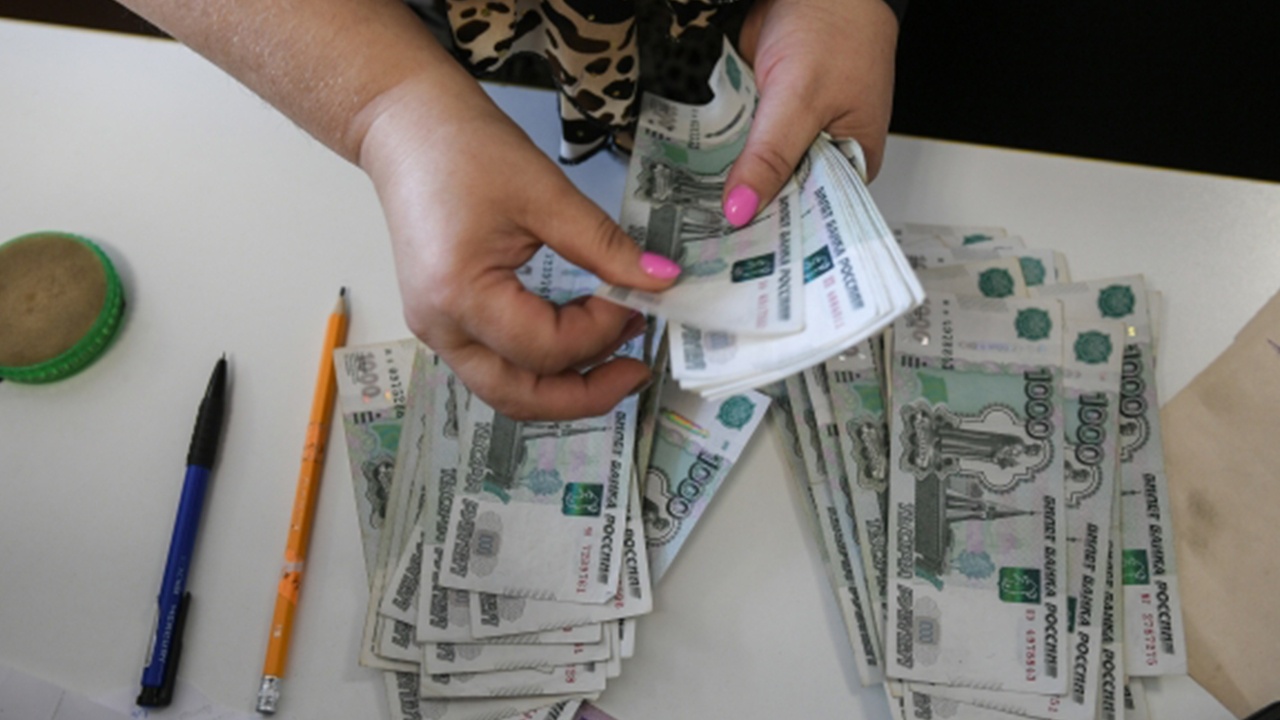 Россияне старше 80 лет получат повышенную двойную выплату с февраля 