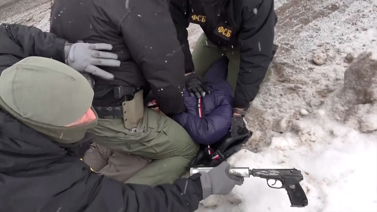 ФСБ поймала агента Киева, готовившего покушение на военного в Петербурге