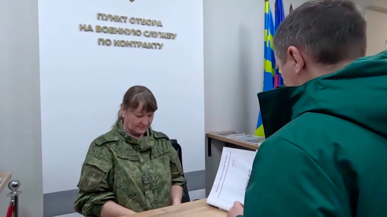 Десятки заявок ежедневно приходят на пункт отбора операторов БПЛА в Новосибирске