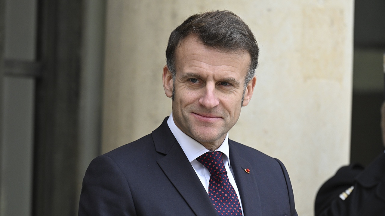 Макрон просил Эпштейна помочь возглавить Европу